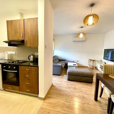 Prevezis Executive Apartment Cleopatra Hotel Area - Platform 357 Apartment Nicosia