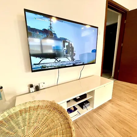 Prevezis Executive Apartment Cleopatra Hotel Area - Platform 357